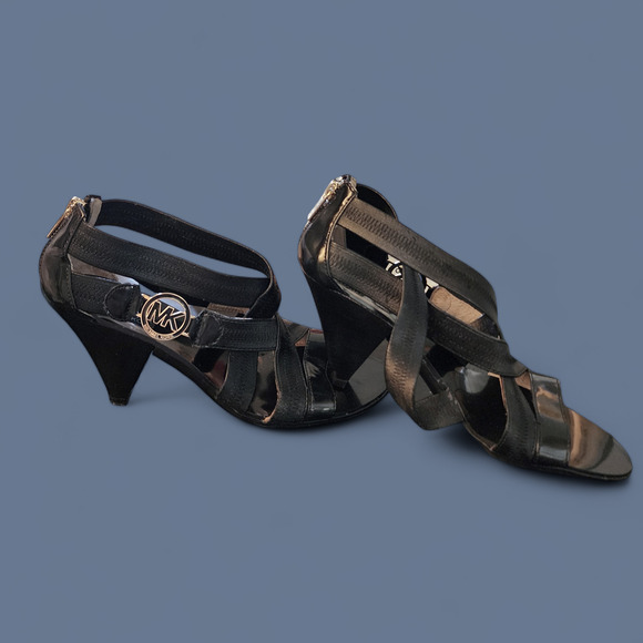 MICHAEL KORS Black Patent Leather Strappy, Cone Heel Women's Sandals Size 8.5 - Picture 2 of 7
